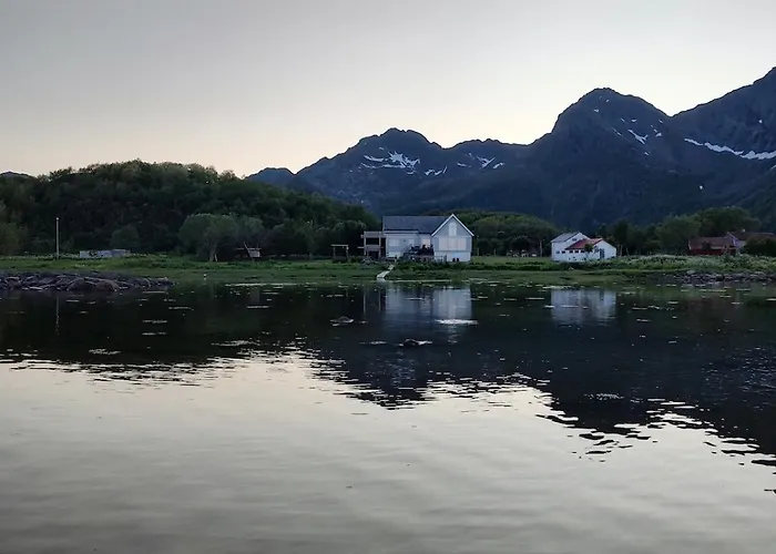 Family-friendly In Vagan, Lofoten * Orsvag