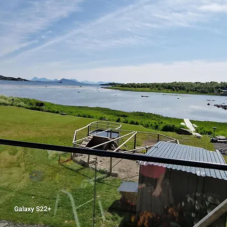 Family-friendly In Vagan, Lofoten Villa