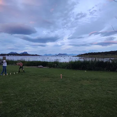Family-friendly In Vagan, Lofoten * Orsvag